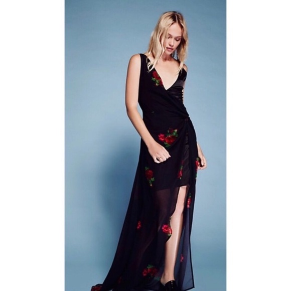 Free People Dresses & Skirts - Free People Nicole Rose Twist Maxi Dress NWOT